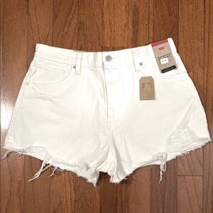 Levi's White High Rise Mom Jean Shorts Distressed Hems‎ 32 NWT